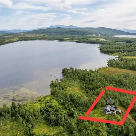 Alpehytte Wilderness With The Panorama Lakeview Silsand